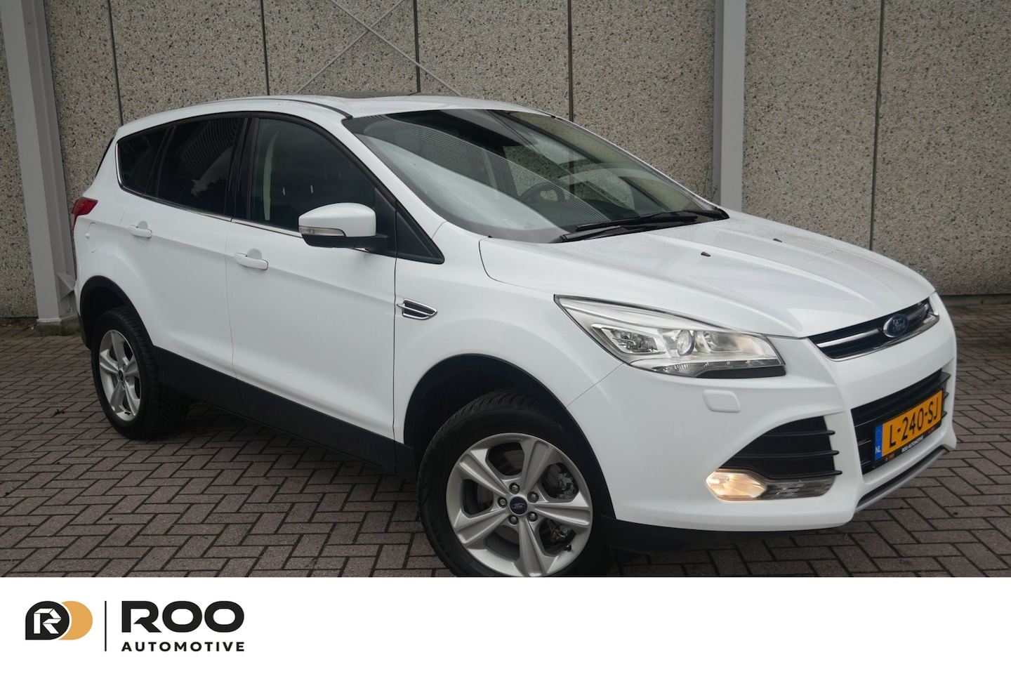 Ford Kuga - 1.5 Titanium 4WD automaat, pano-dak,Cruise, winterpack, APK, onderhoudsbeurt gehad. - AutoWereld.nl
