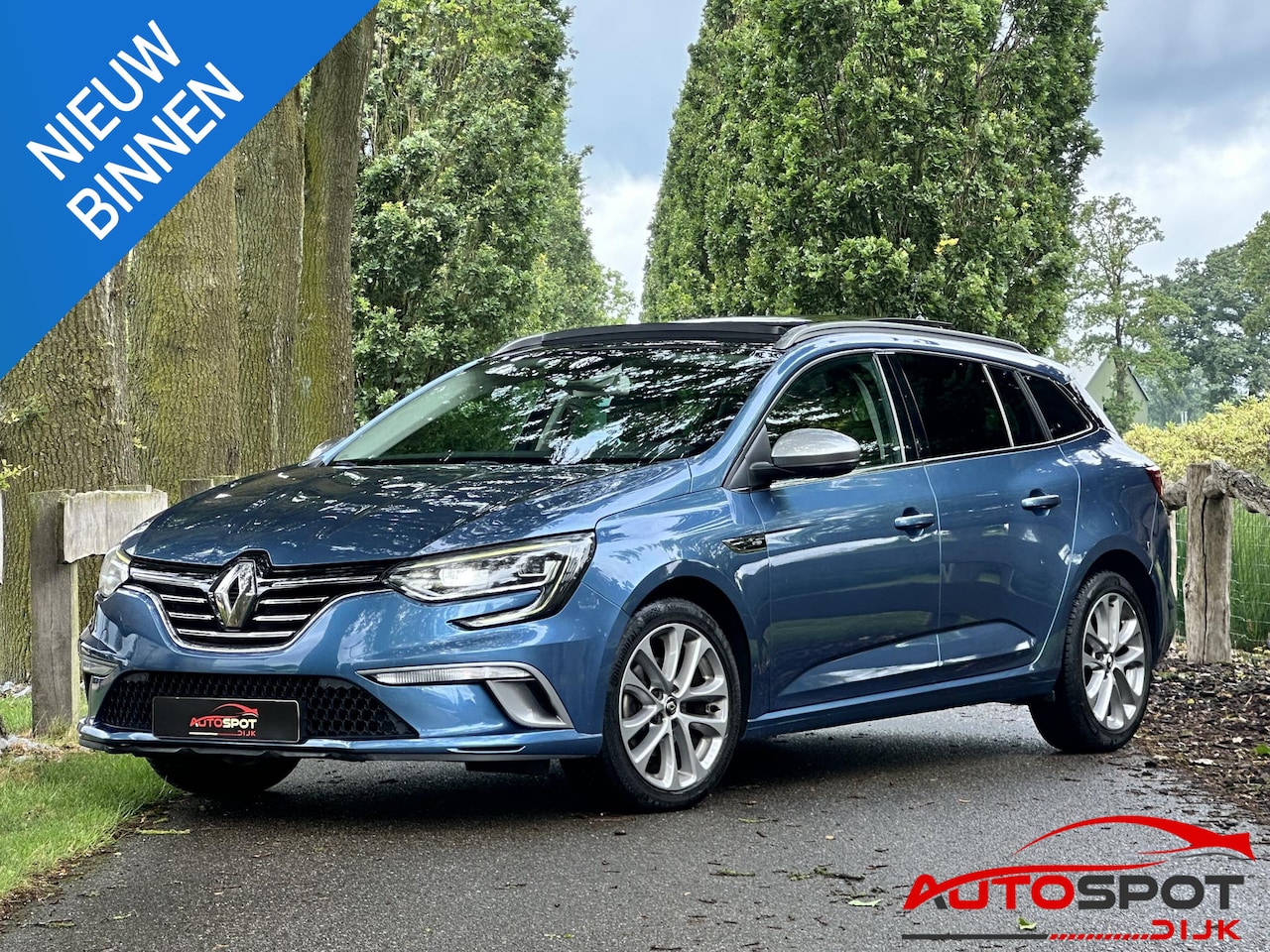 Renault Mégane Estate - 1.2 TCe Série Signature Exclusiv 1.2 TCe Série Signature Exclusiv - AutoWereld.nl