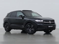 Volkswagen Touareg - 3.0 TSi eHybrid 4MOTION R | FINAL EDITION | Luchtvering | Trekhaak | Panoramdak | Dynaudio