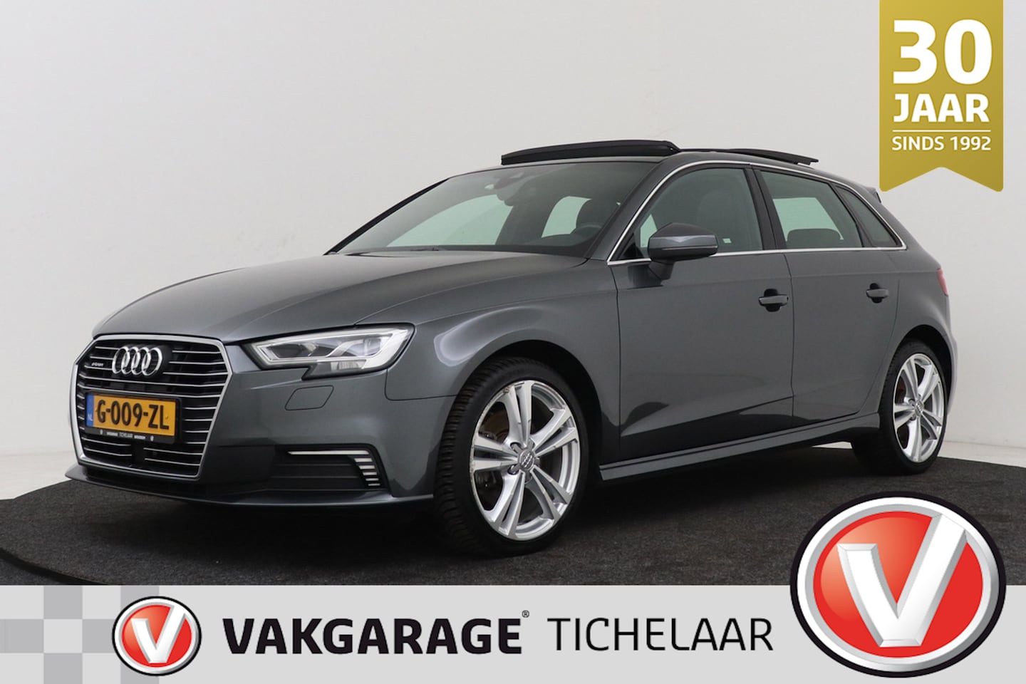 Audi A3 Sportback - 40 e-tron Advance Sport S-Line | Panoramadak | Digital Cockpit | Org NL | Stoelverwarming - AutoWereld.nl