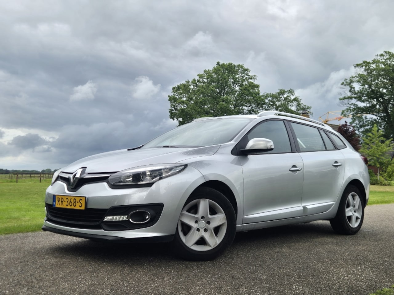 Renault Mégane Estate - 1.5 dCi Expression 1.5 dCi Expression - AutoWereld.nl