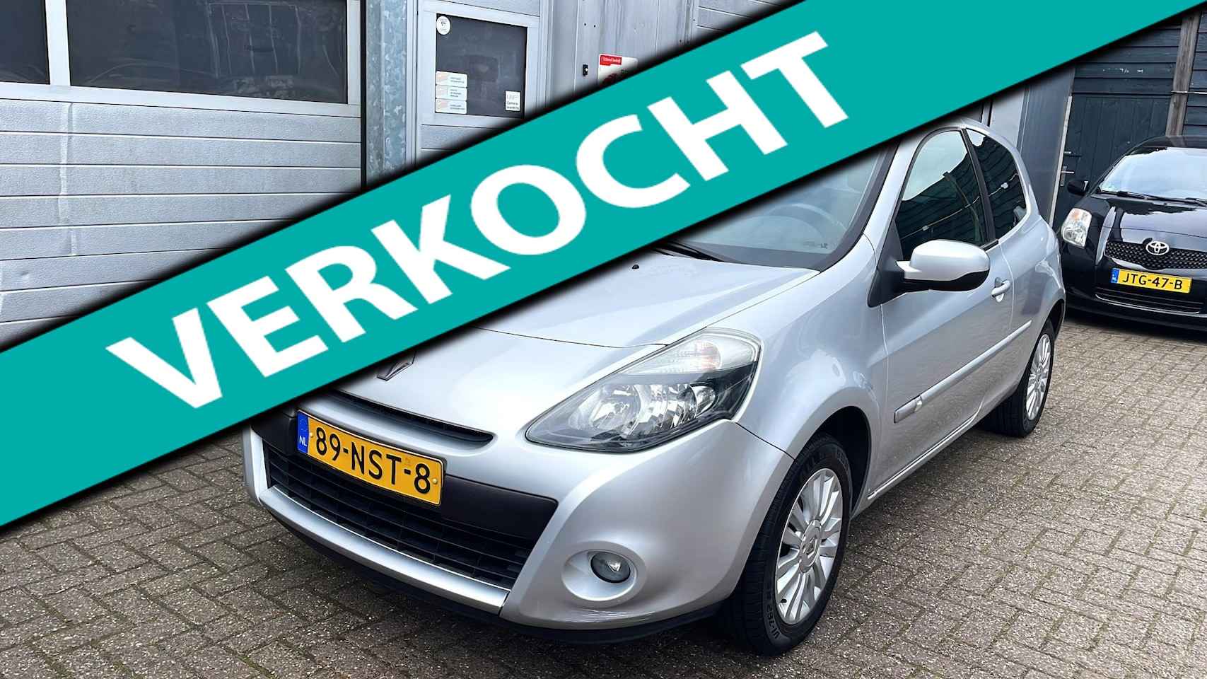 Renault Clio - 1.2 TCe Collection-Navi-Airco-Cruise-Velgen-APK - AutoWereld.nl