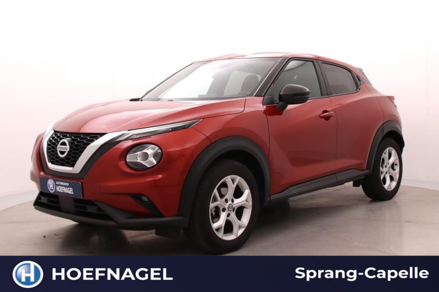 Nissan Juke - 1.0 DIG-T N-Connecta | Camera | Cruise Control | Stoelverw. | CarPlay - AutoWereld.nl
