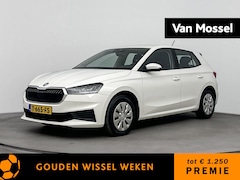 Skoda Fabia - 1.0 TSI Active | Cruise Control | Apple Carplay/Android Auto| | Airco |