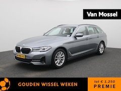 BMW 5-serie Touring - 520i Business Edition Plus | Automaat | LMV | Navigatie | Stoel verwarming | Virtual cockp