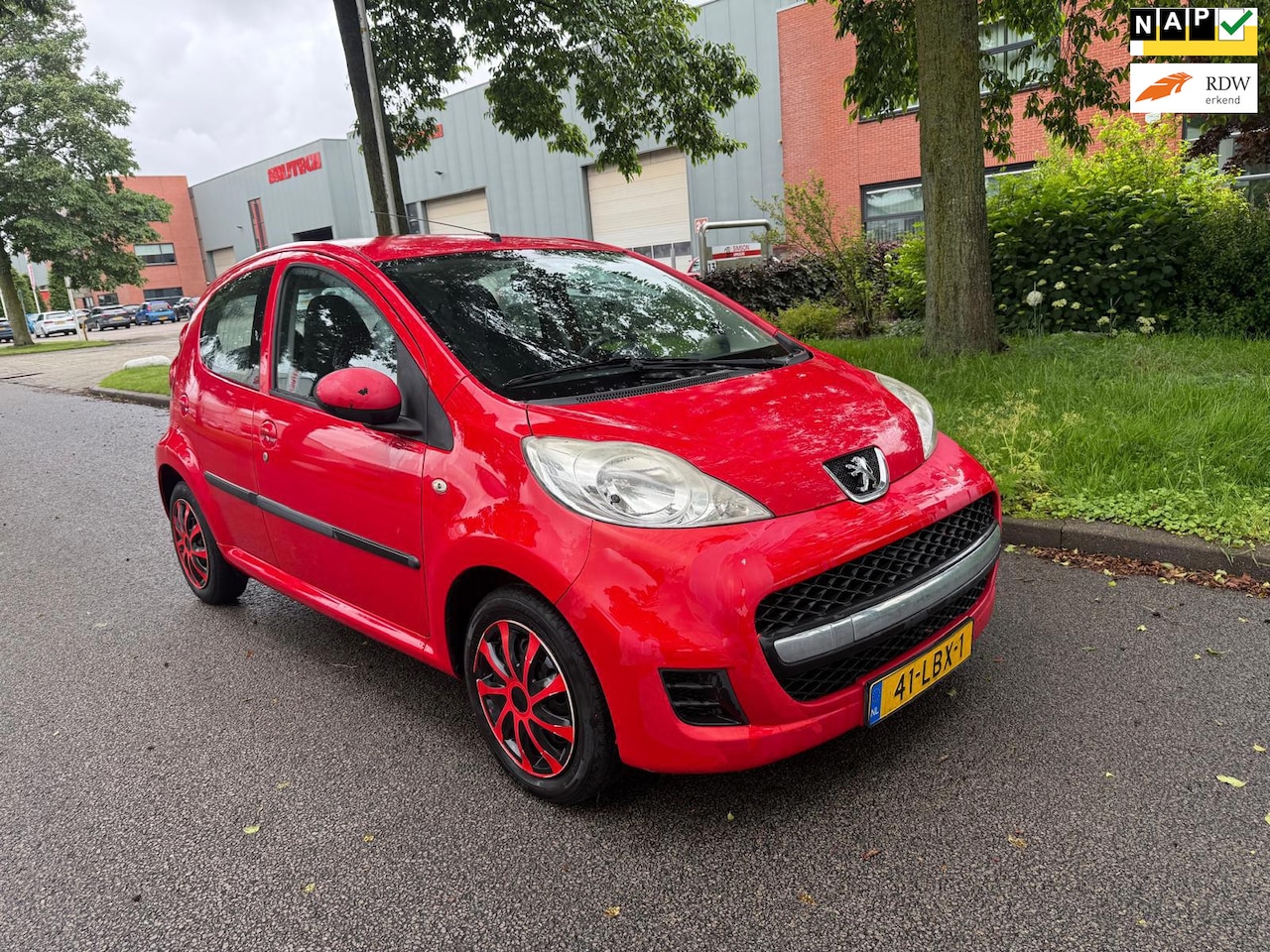 Peugeot 107 - 1.0-12V XS 1.0-12V XS 5 drs - AutoWereld.nl