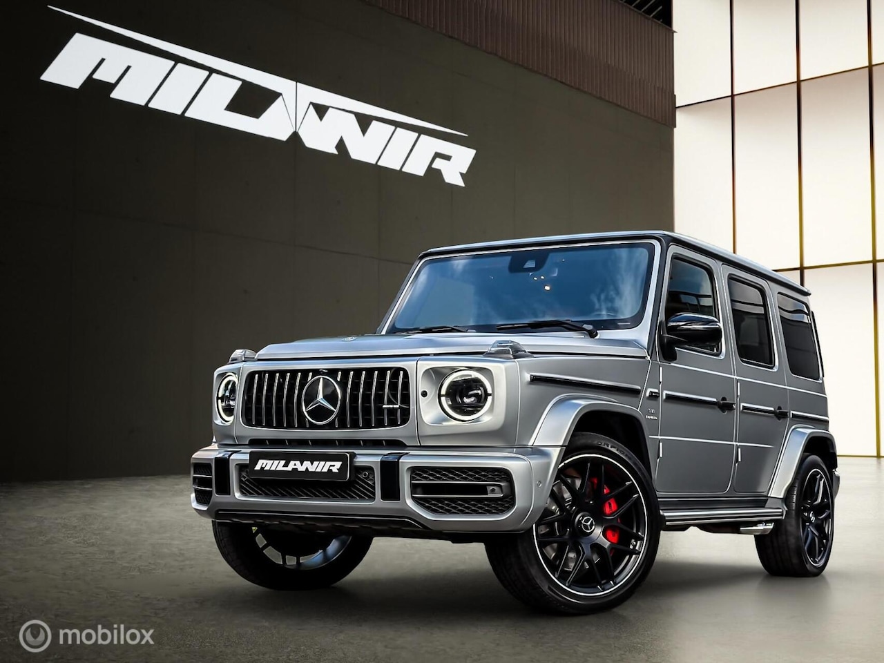 Mercedes-Benz G-klasse - 63 AMG |Pano |Burmester 3D |Carbon |360 | Sportuitlaat - AutoWereld.nl