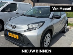 Toyota Aygo X - 1.0 VVT-i MT Play | Apple Carplay/Android Auto | Camera | Adaptieve Cruise Control