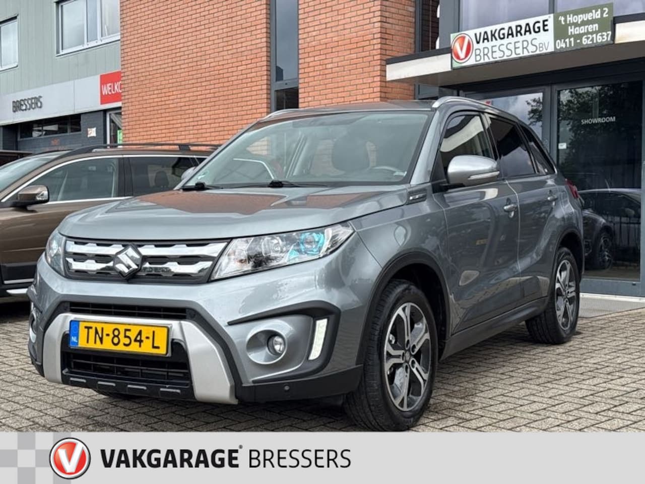 Suzuki Vitara - 1.6 High Executive | Trekhaak - AutoWereld.nl
