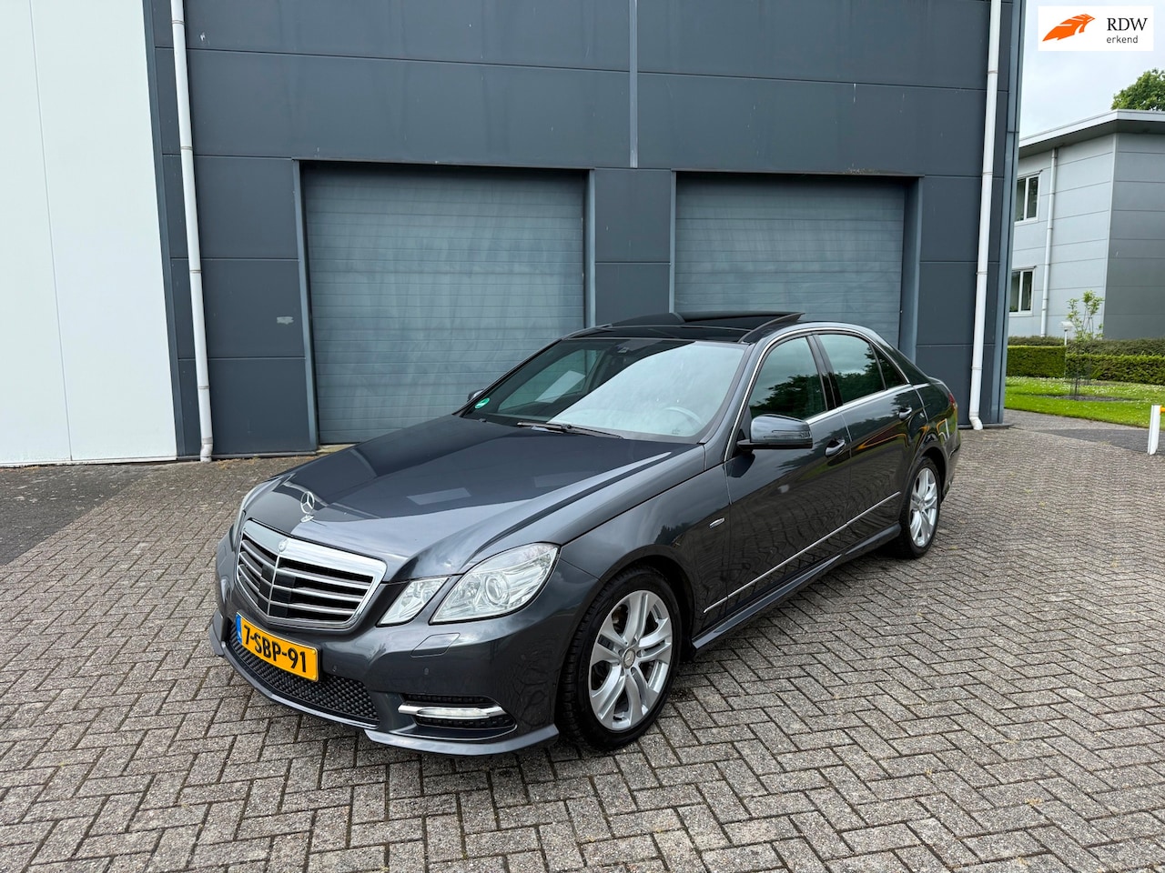 Mercedes-Benz E-klasse - 250 CDI AMG Pano 2012 Volle auto - AutoWereld.nl