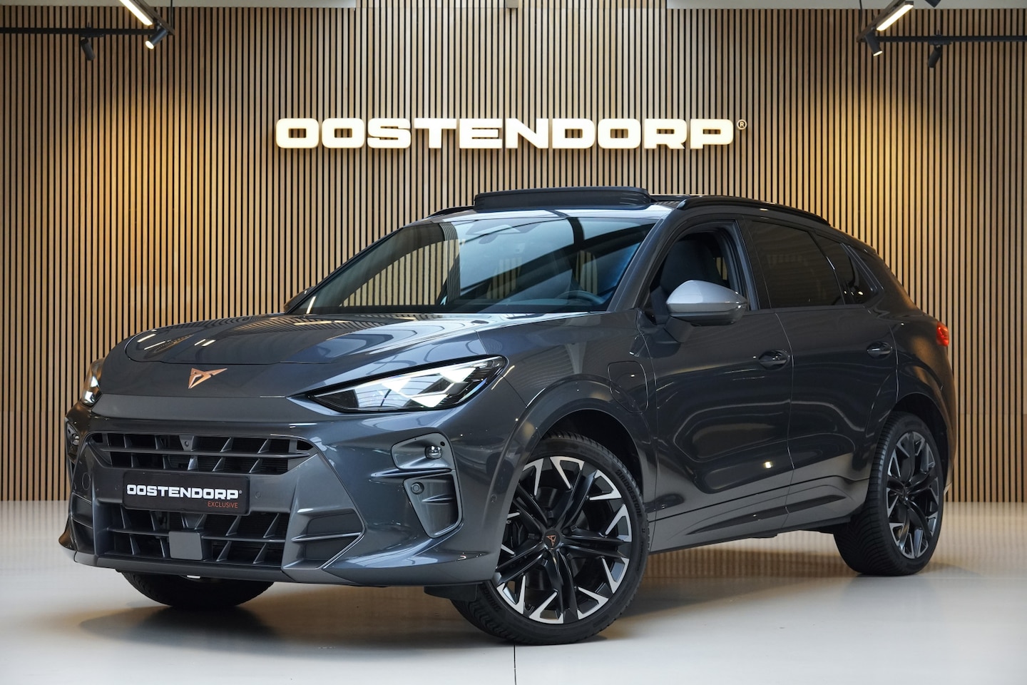 CUPRA Terramar - 1.5TSI/272pk e-Hybrid VZ Performance|2025|Panoramadak|Trekhaak|Head-up|20"LMV+AllSeason|Se - AutoWereld.nl
