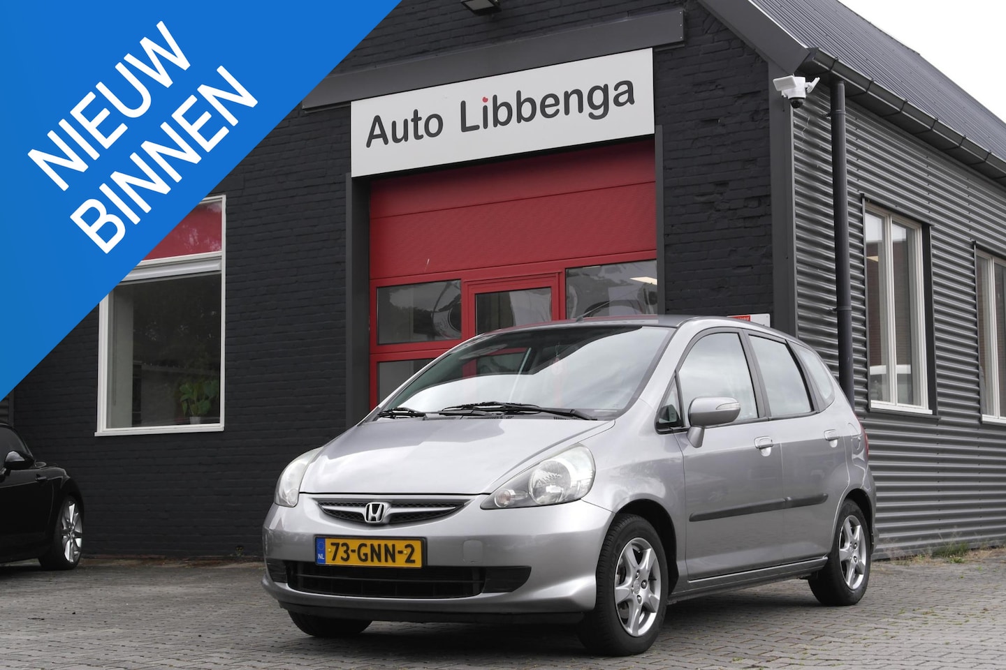 Honda Jazz - 1.4 LS AIRCO ECC / STUURBEKR. / CE / APK TOT 02-2027NTR.VERGR. / METALLIC LAK / LM VELGEN - AutoWereld.nl