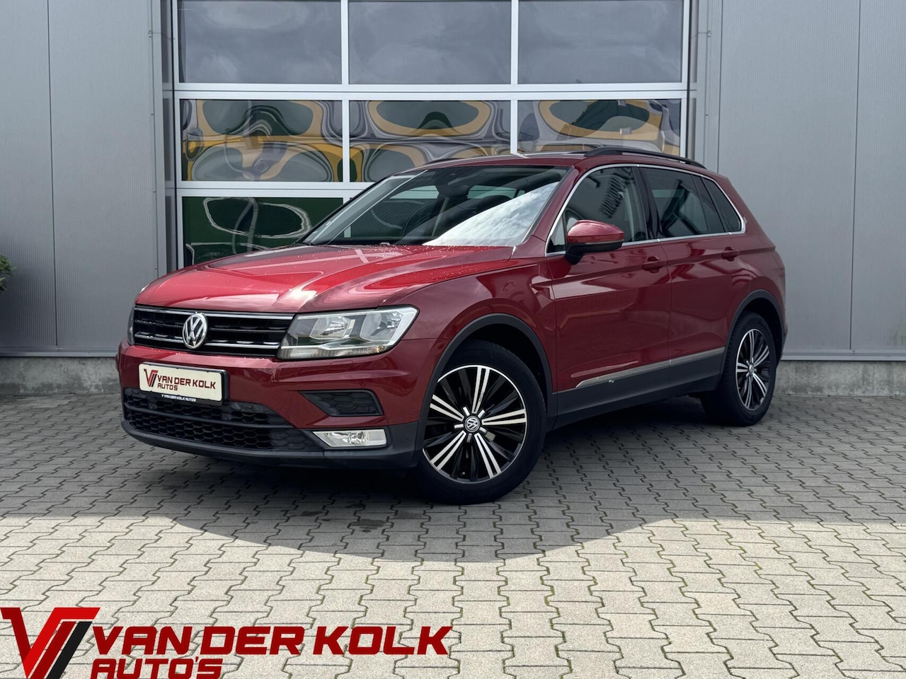 Volkswagen Tiguan - 1.4 TSI ACT Comfortline | Panorama - AutoWereld.nl