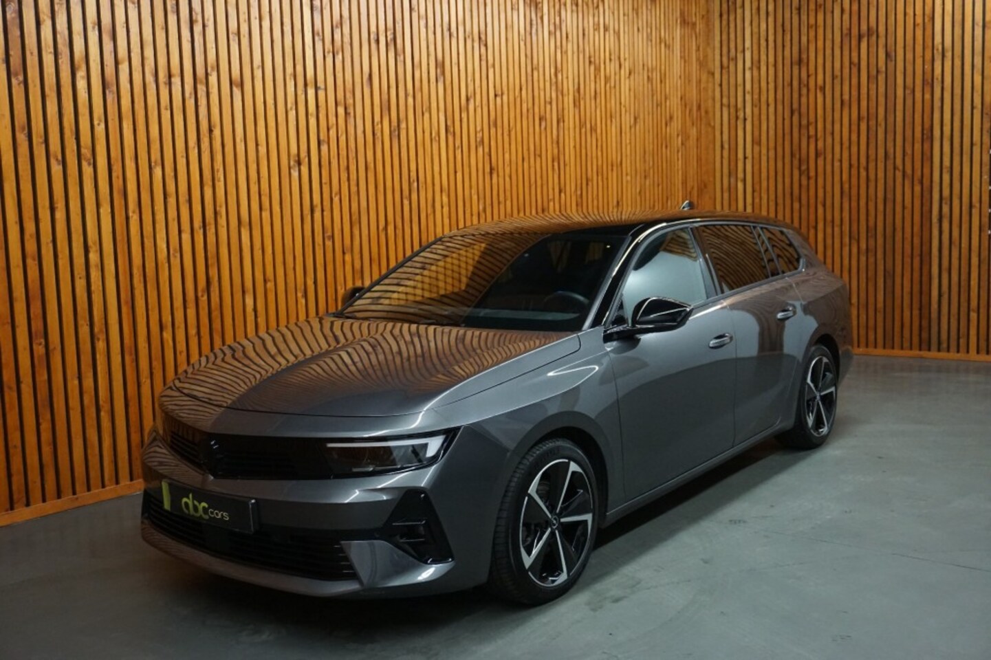 Opel Astra - 1.2 TURBO SPORT TOURER GS CLIMA NAVI - AutoWereld.nl