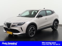 Alfa Romeo Junior - Elettrica 54 kWh | SOH 96% | Carplay | Adaptive cruise | 18" Petali | Zondag Open