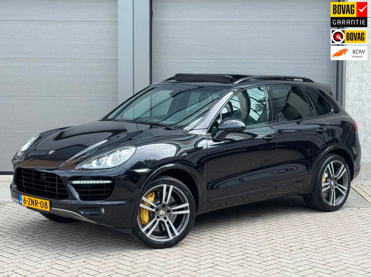 Porsche Cayenne - 4.8 Turbo 500pk 2010 Zwart PANO|VOL OPTIE - AutoWereld.nl