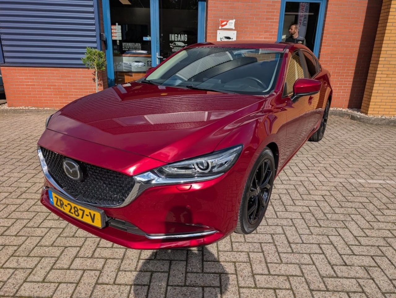 Mazda 6 - 2.0 S.A.-G COMFORT, AUTOMAAT, ADAPcruise, Laneassist, Pdc V+A, Leder, Stoelverw - AutoWereld.nl