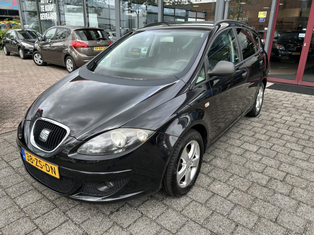 SEAT Altea XL - 1.6 Clubstyle Eerste Eig APK 3-27 BJ 2008 !!! - AutoWereld.nl