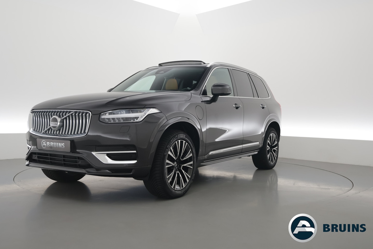 Volvo XC90 - 2.0 T8 Recharge AWD Ultimate Bright | 455 PK | 7p. | Massage / ventilatiestoelen | Head- u - AutoWereld.nl