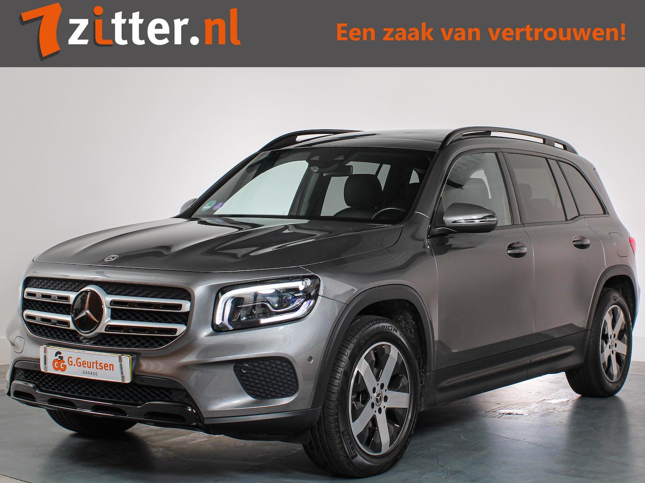 Mercedes-Benz GLB - 180 Luxury 7-Persoons, Panoramadak, Leder, Sfeerverlichting, Trekhaak, Apple Carplay/Andro - AutoWereld.nl