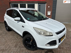 Ford Kuga - 1.6 / PDC / Stoelverw / Clima / Cruise / LM