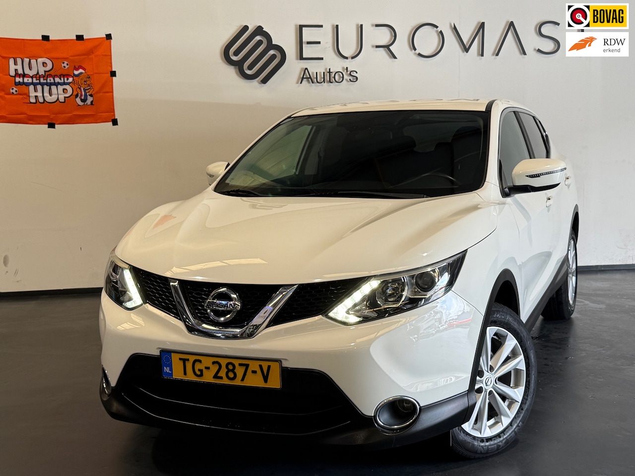 Nissan Qashqai - 1.2 Acenta Airco Cruise Pdc Nieuwe Apk - AutoWereld.nl