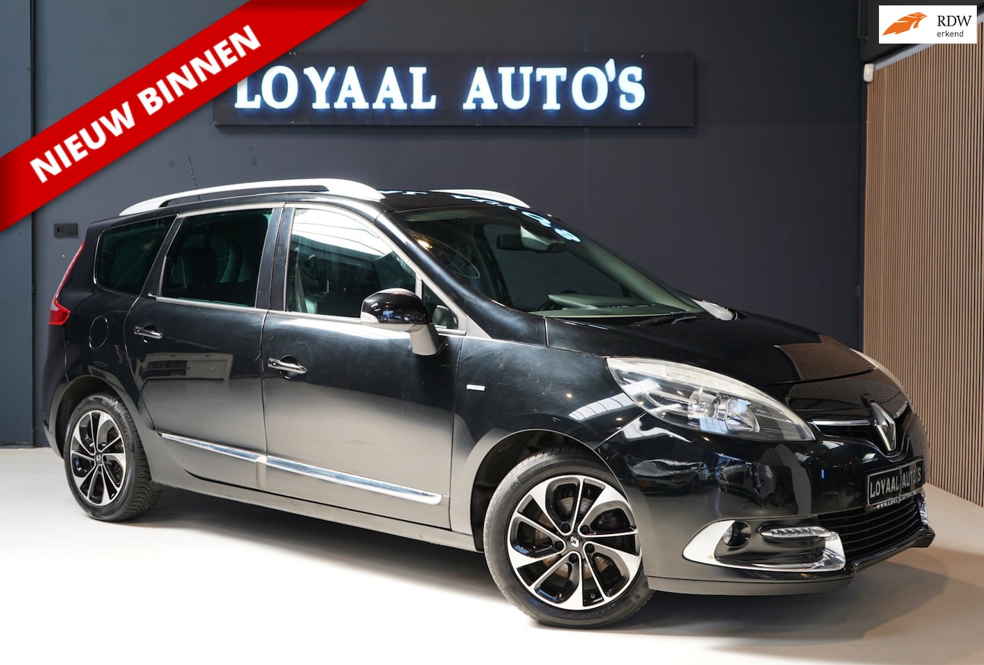 Renault Grand Scénic - 1.2 TCe Bose 7p. | 7 PERSOONS | NAVI | AIRCO | ELEK.RAMEN | APK| - AutoWereld.nl