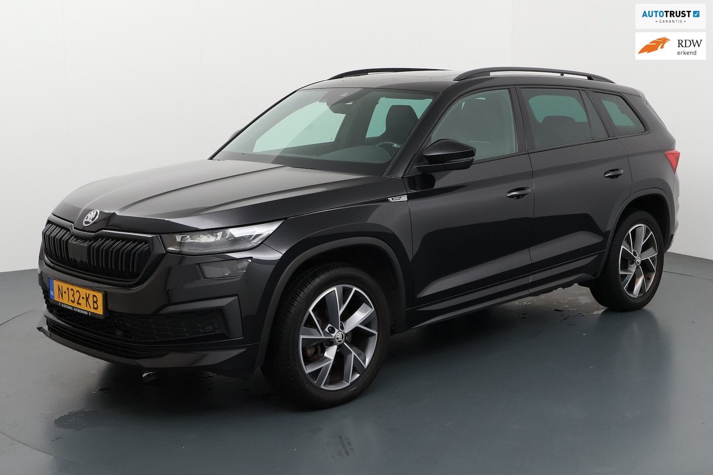 Skoda Kodiaq - 1.5 TSI SPORTLINE DSG 7-PERS FACELIFT l PANO l VIRTUAL l TREKHAAK l ADAPT.CRUISE l CAMERA - AutoWereld.nl