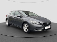 Volvo V40 - 1.6 T3 Kinetic Camera | Cruise | Climate | Trekhaak