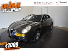 Alfa Romeo Giulietta - 1.4 T Distinctive PDC Automaat NL Auto