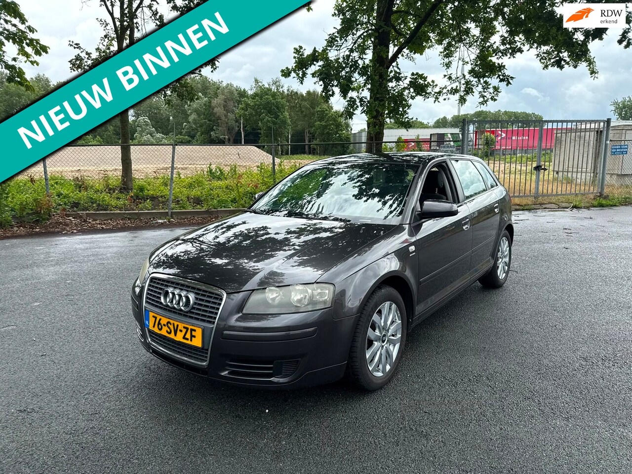 Audi A3 Sportback - 1.6 FSI Ambiente ZO INGERUILD ZO WEG PRIJSJE - AutoWereld.nl