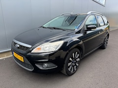 Ford Focus Wagon - 1.6 Ghia black magic edition!