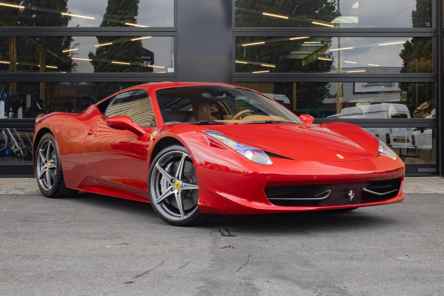 Ferrari 458 - 4.5 V8 Italia Rosso Fuoco | Tailor Made | Carbon |Dutch delivered - AutoWereld.nl