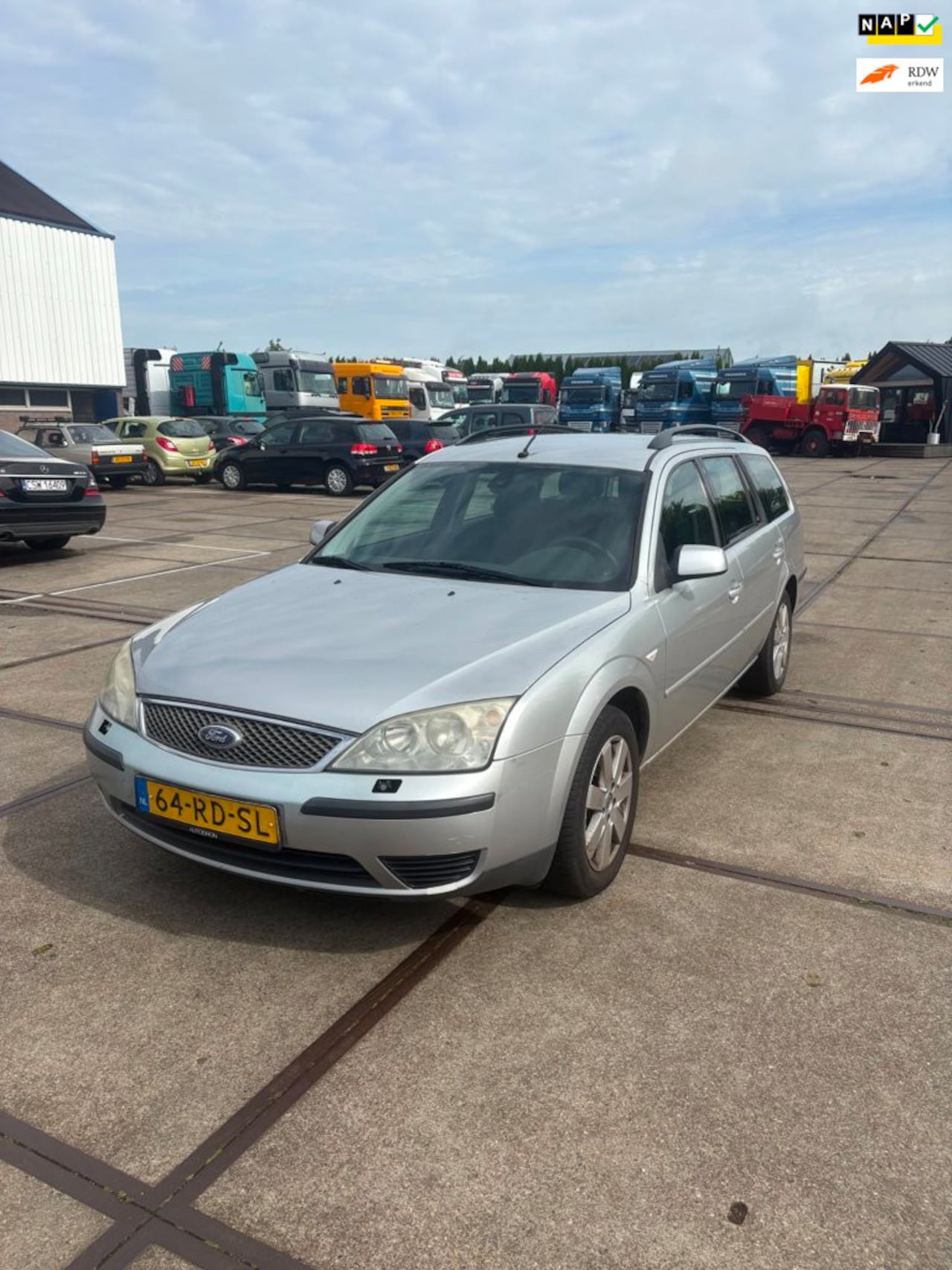 Ford Mondeo Wagon - 1.8-16V Futura 1.8-16V Futura - AutoWereld.nl