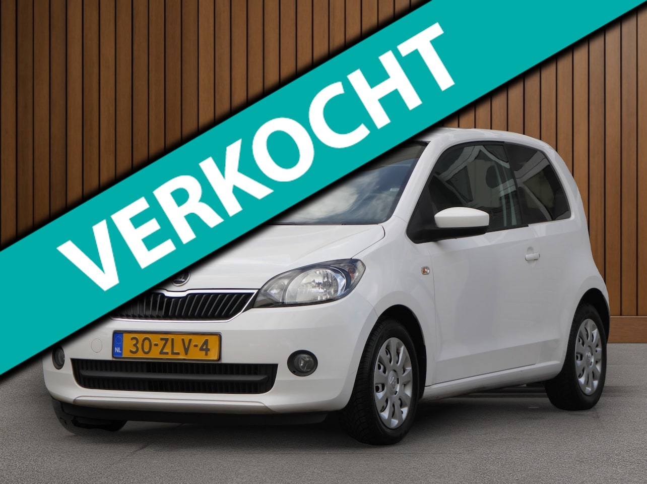 Skoda Citigo - 1.0 Tour 75PK! Incl garantie!| Parkeersensoren | Airco | NAP - AutoWereld.nl