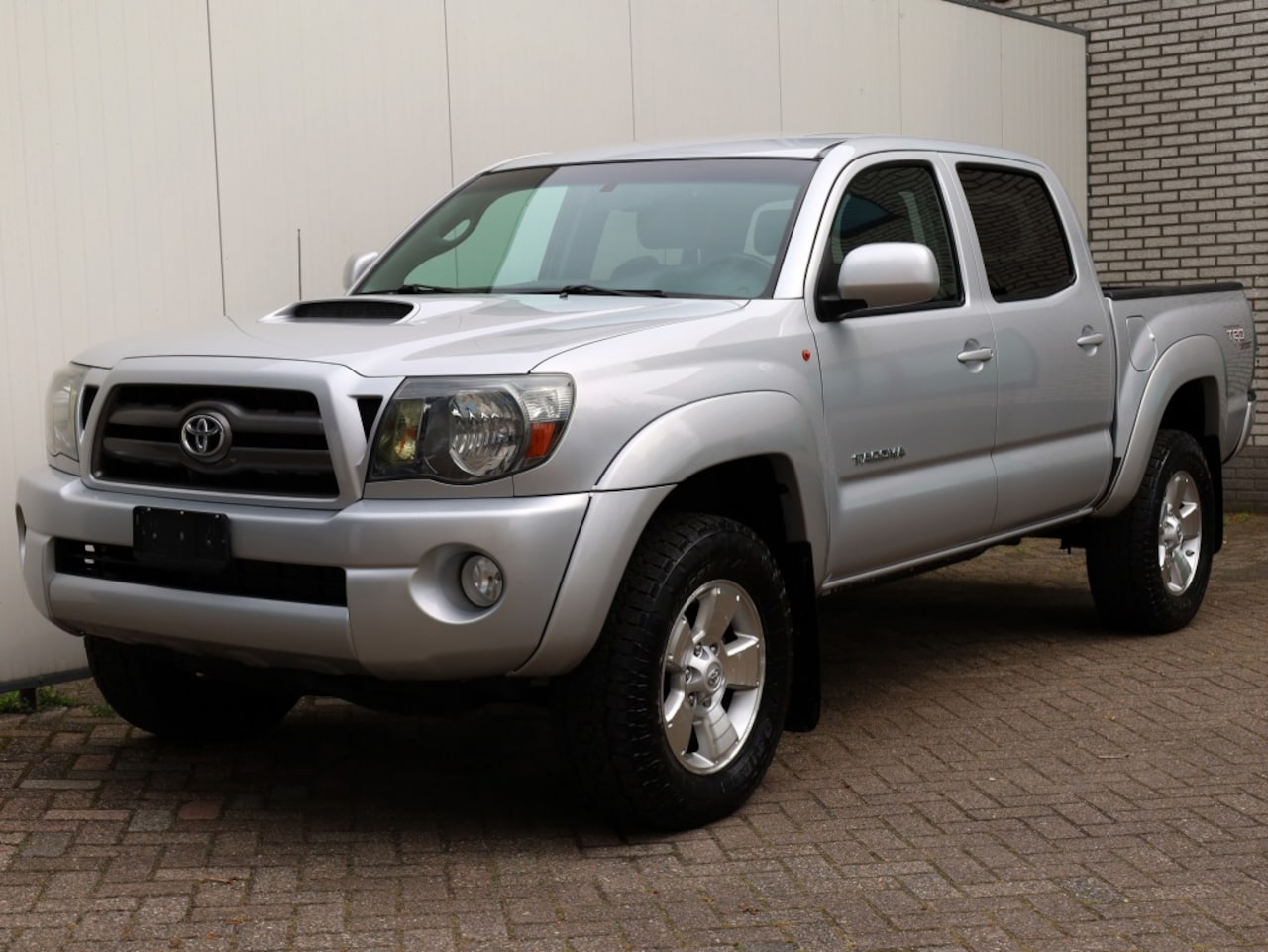 Toyota Tacoma - 4.0 V6 VVT-i 4WD SR5 Double Cab | Automaat - AutoWereld.nl
