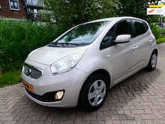 Kia Venga - 1.4 CVVT Airco Cruise Navi Trekhaak 1300kg. Hoge instap Zuinig B-Label