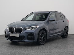BMW X1 - xDrive25e | PANO | H&K | CAMERA | STOELVERW