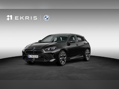 BMW 1-serie - 120 | M Sportpakket Pro | Panoramadak | Harman/Kardon | Driving Assistant Plus
