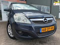Opel Zafira - 1.8 Temptation 7 pers in automaat van 2de Eig met trekhaak en parkeersensoren en navigatie