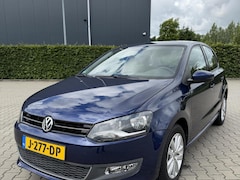 Volkswagen Polo - 1.2 TSI Highline 2013 | LAGE KM | NW APK