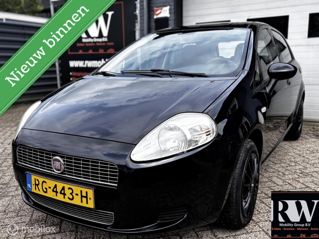 Fiat Grande Punto - 1.4 Active *AIRCO*NIEUWE APK* - AutoWereld.nl