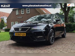 SEAT Leon ST - 1.5 TSI FR Ultimate Edition Black Aut. | Panorama | FR Uitvoering | Stoelverwarming | Virt