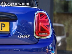 MINI 3-Deurs - 1.5 Cooper Automaat 136pk Harman Kardon Navigatie LED Dealeronderhouden