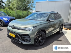 Volkswagen Tiguan - 1.5 eHybrid R-Line Business 272Pk DSG/AUTO Rondomzicht camera | Head-up display | Cruise c