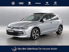 Volkswagen Golf - 1.5 eHybrid 204pk Life Edition DSG / Panoramadak / Stoel+Stuurverwarming / Camera