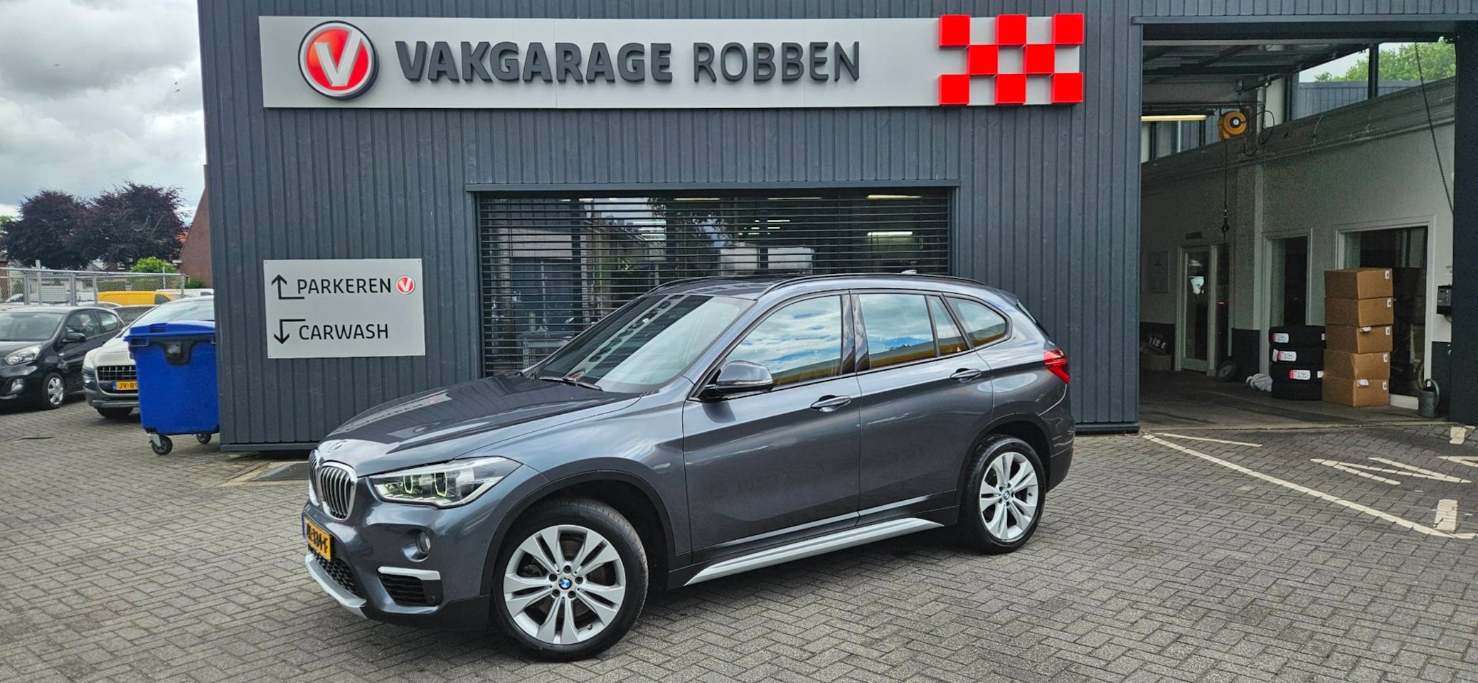 BMW X1 - sDrive20i High Executive SDrive20i High Executive - AutoWereld.nl