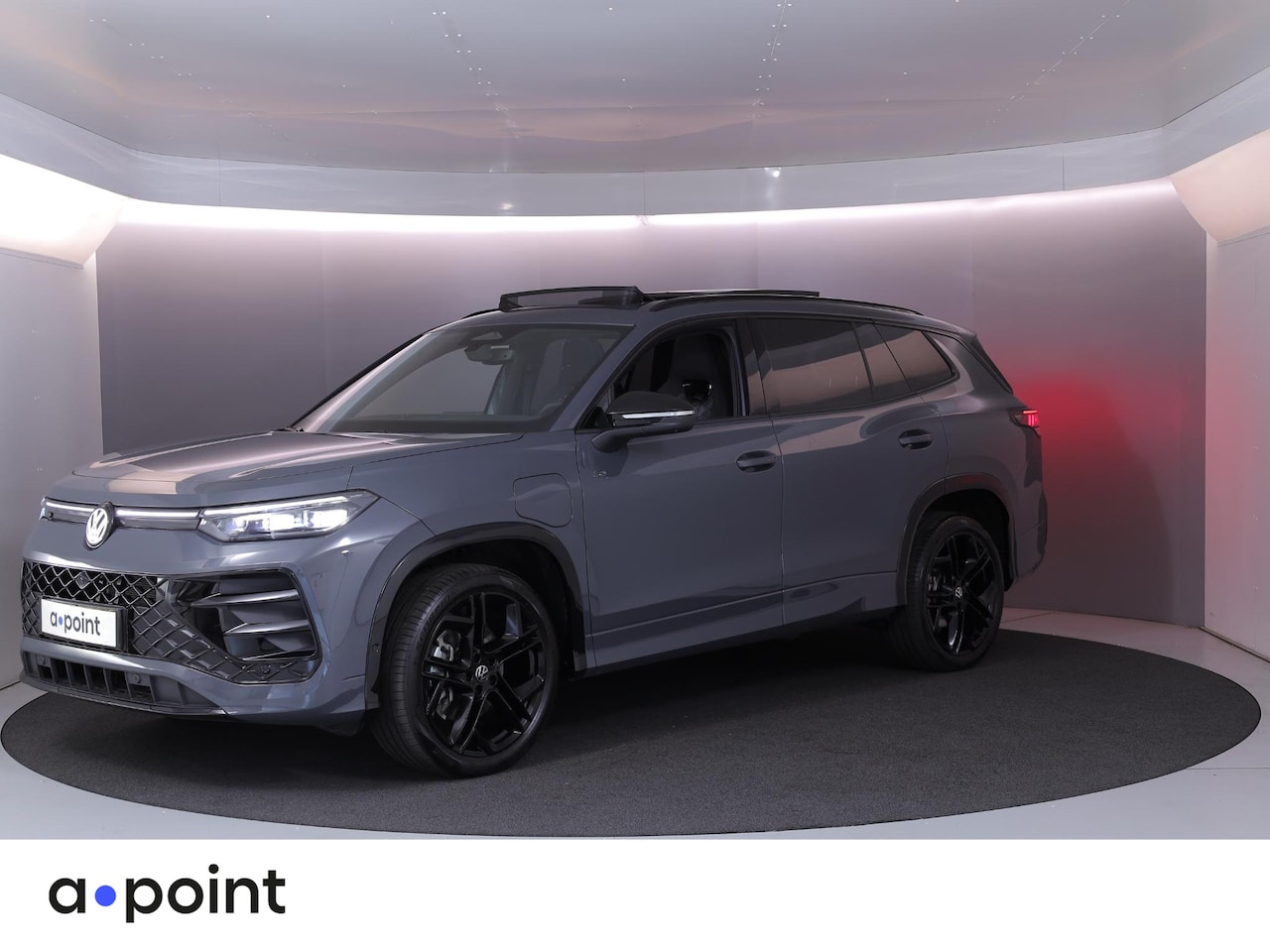 Volkswagen Tayron - 1.5 eHybrid R-Line Edition 204 pk Automaat (DSG) | Verlengde garantie | Navigatie | Panora - AutoWereld.nl
