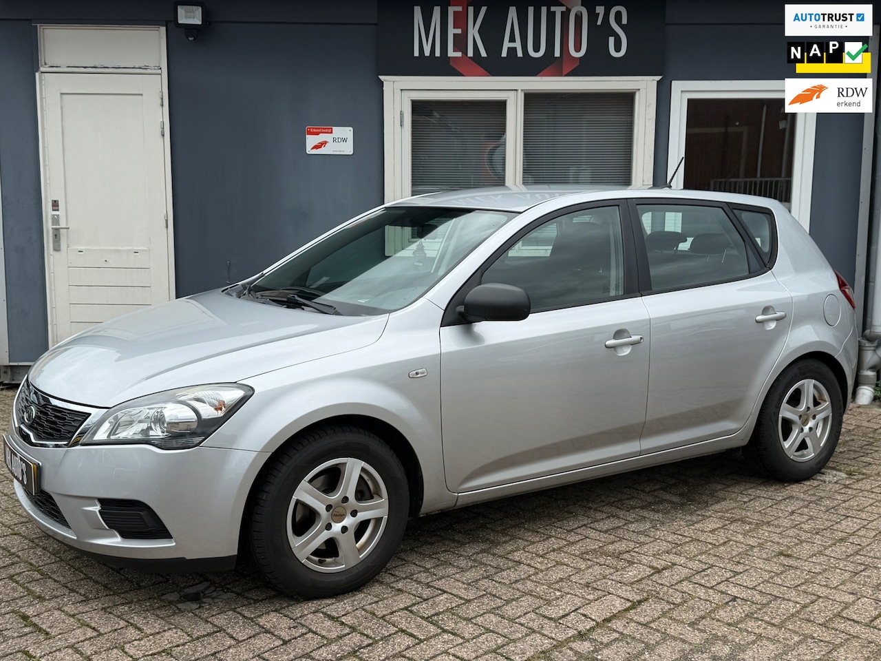 Kia Cee'd - 1.4 CVVT X-tra|Airco|Parkeer sensor|Trekhaak|Nap| - AutoWereld.nl
