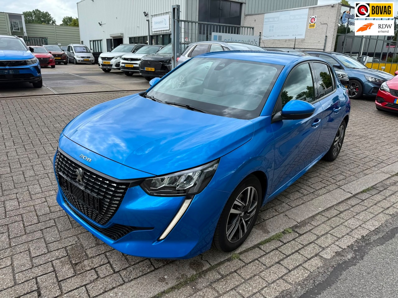 Peugeot 208 - 1.2 PureTech Allure 1.2 PureTech Allure 100PK, Navi, Dealer auto - AutoWereld.nl
